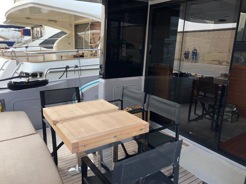 Sundeck 550