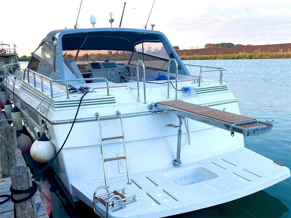 Rizzardi yachts R40
