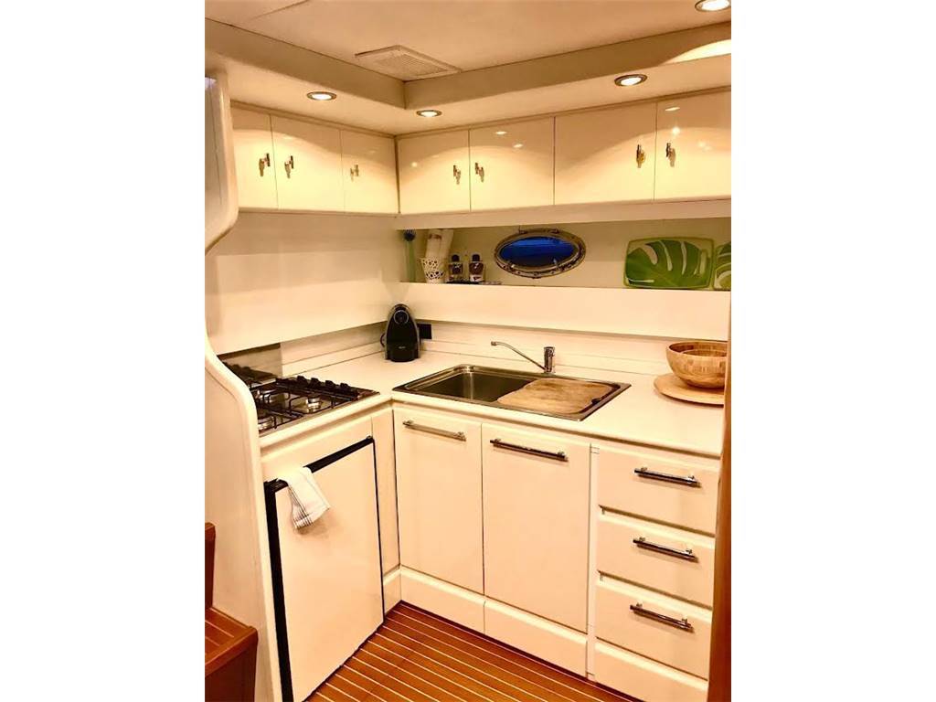 Rizzardi yachts R40