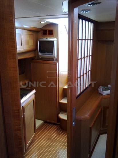 Mochi craft Dolphin 44