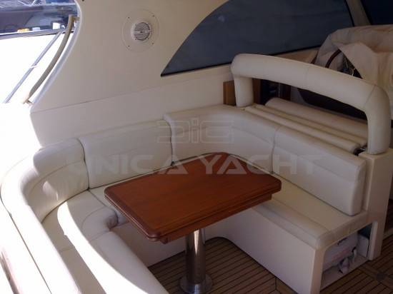 Mochi craft Dolphin 44