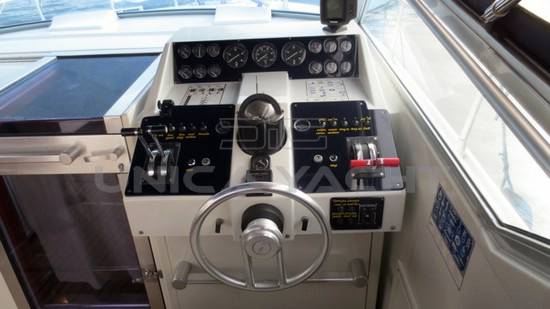 Mochi craft 33 sedan