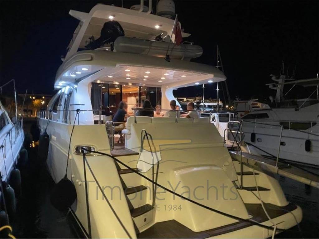 Azimut 70 sea jet 4 cabins + crew