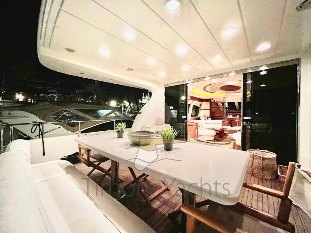 Azimut 70 sea jet 4 cabins + crew