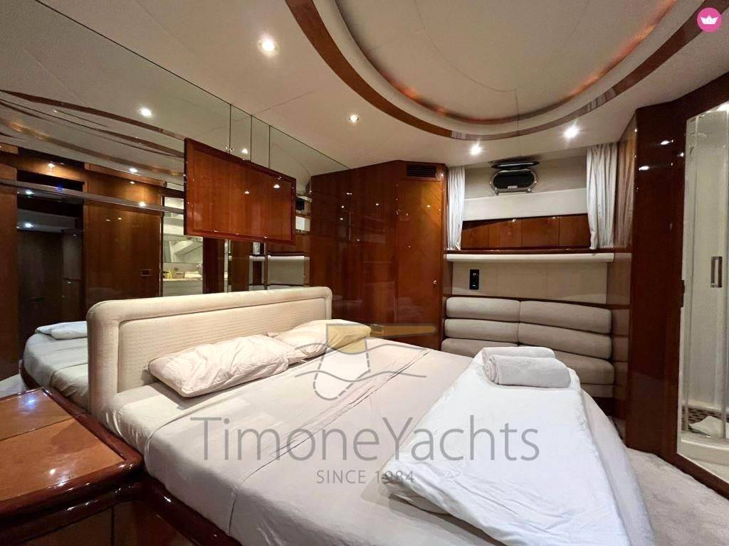 Azimut 70 sea jet 4 cabins + crew