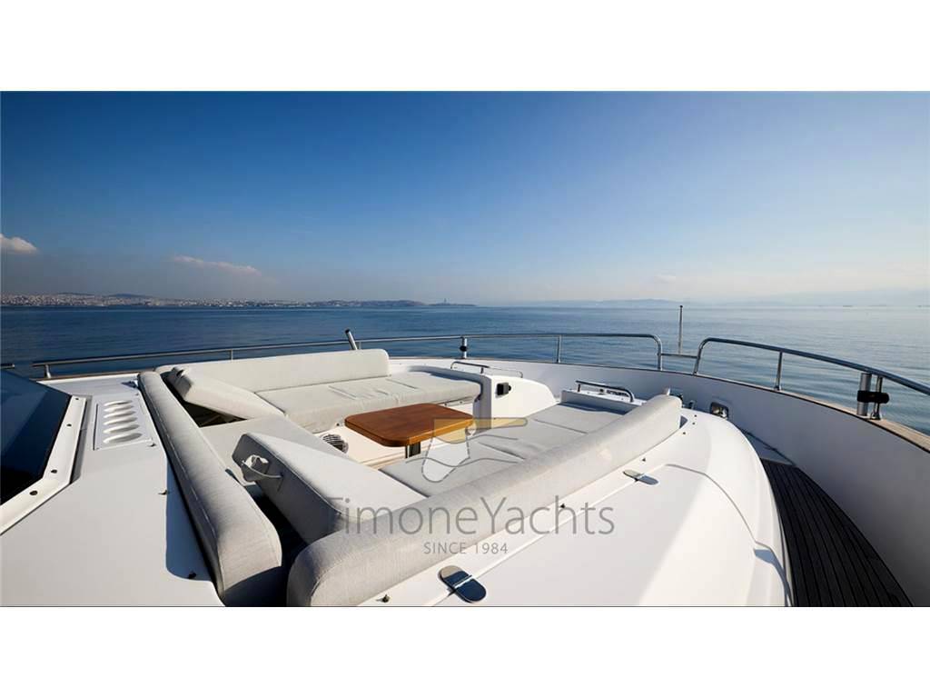 Azimut Magellano 66