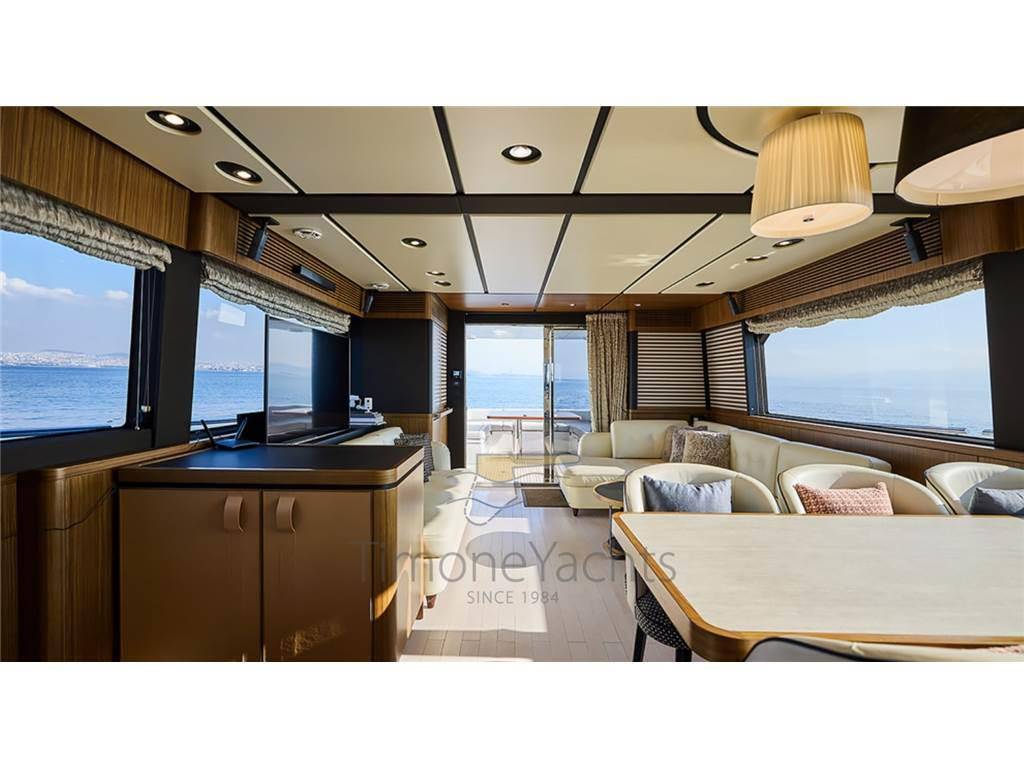 Azimut Magellano 66