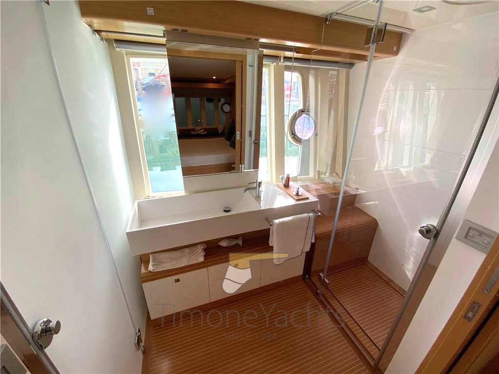 Ferretti yachts 800