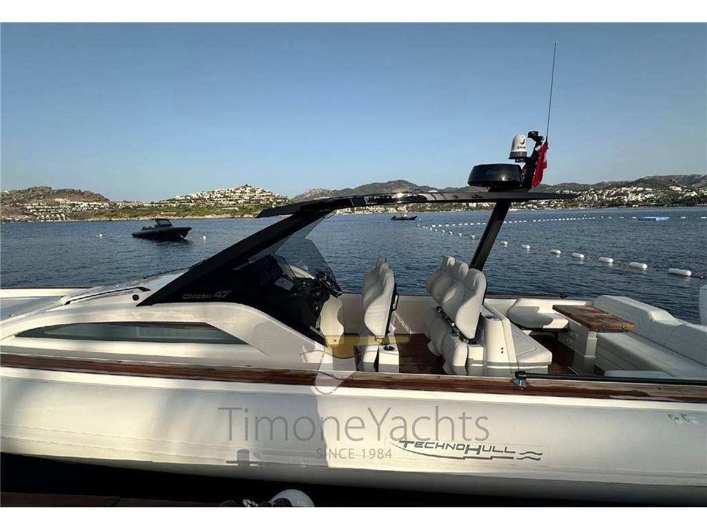 Technohull Omega 47