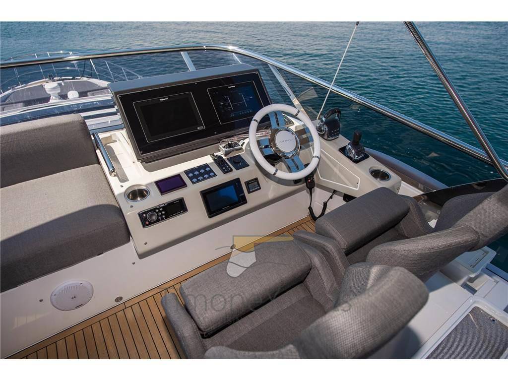 Azimut S 7 s7 (seakeeper - vat paid)