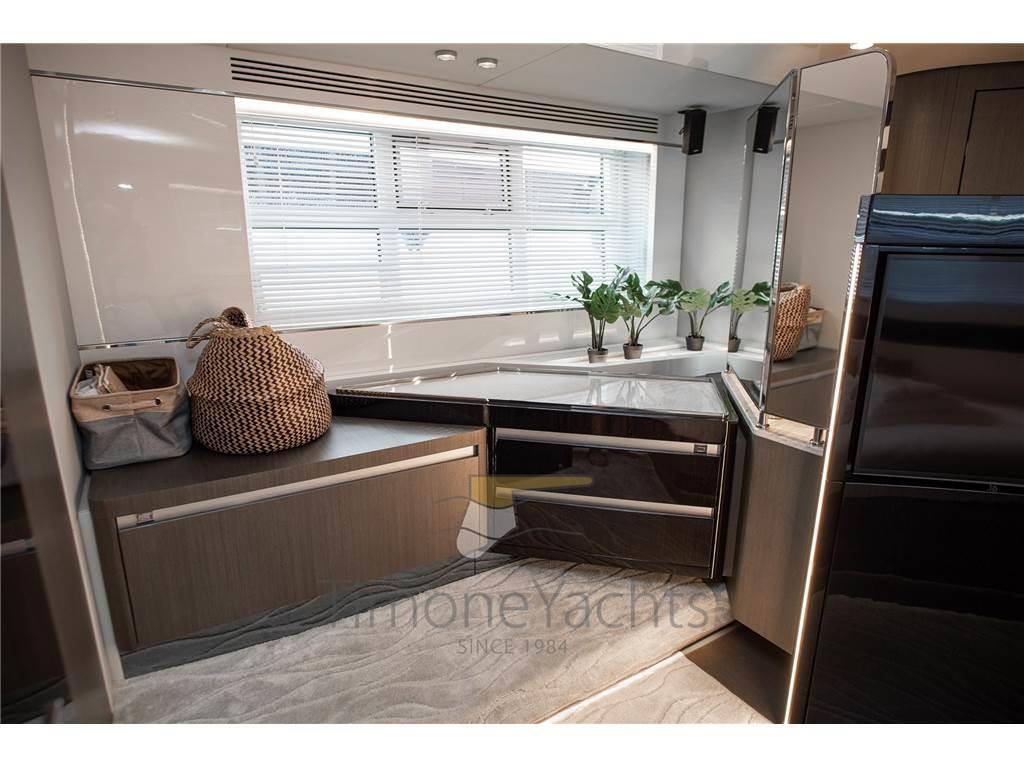 Azimut S 7 s7 (seakeeper - vat paid)
