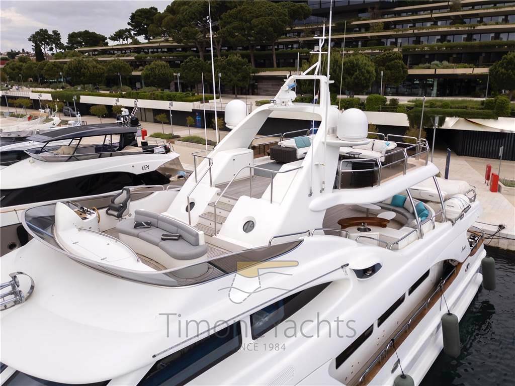 Benetti 100 tradition