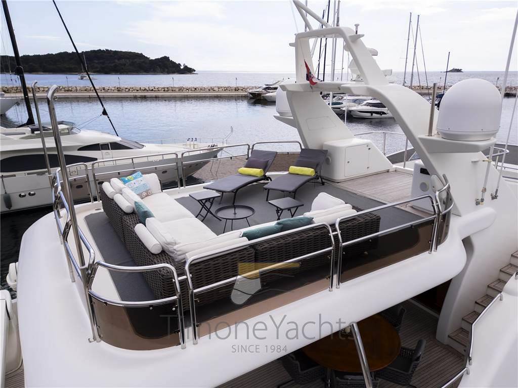 Benetti 100 tradition