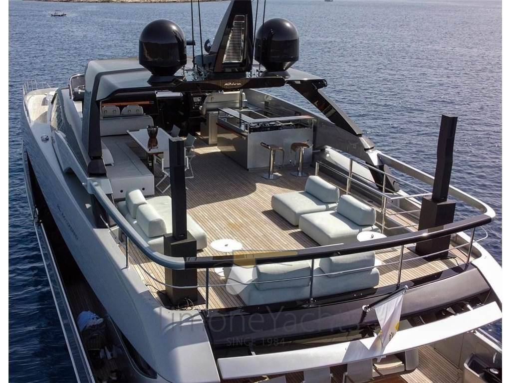 Riva 100 corsaro