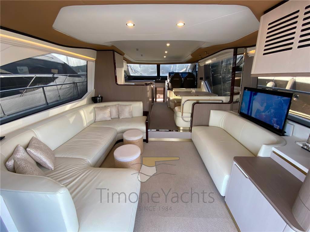 Azimut 60 fly