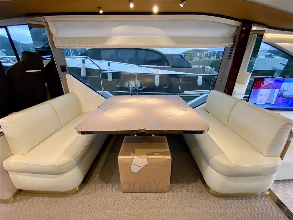 Azimut 60 fly