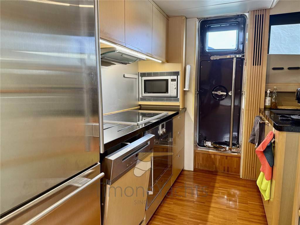 Princess yachts 85