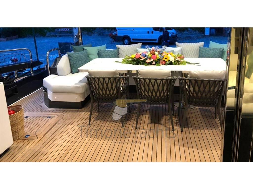 Azimut Grande 27 metri