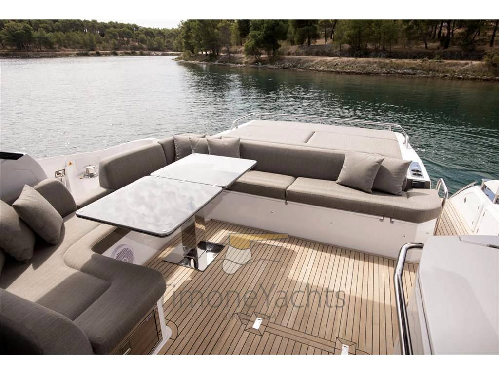 Azimut S6