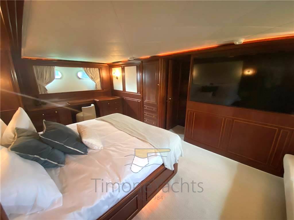 Custom line Navetta 27