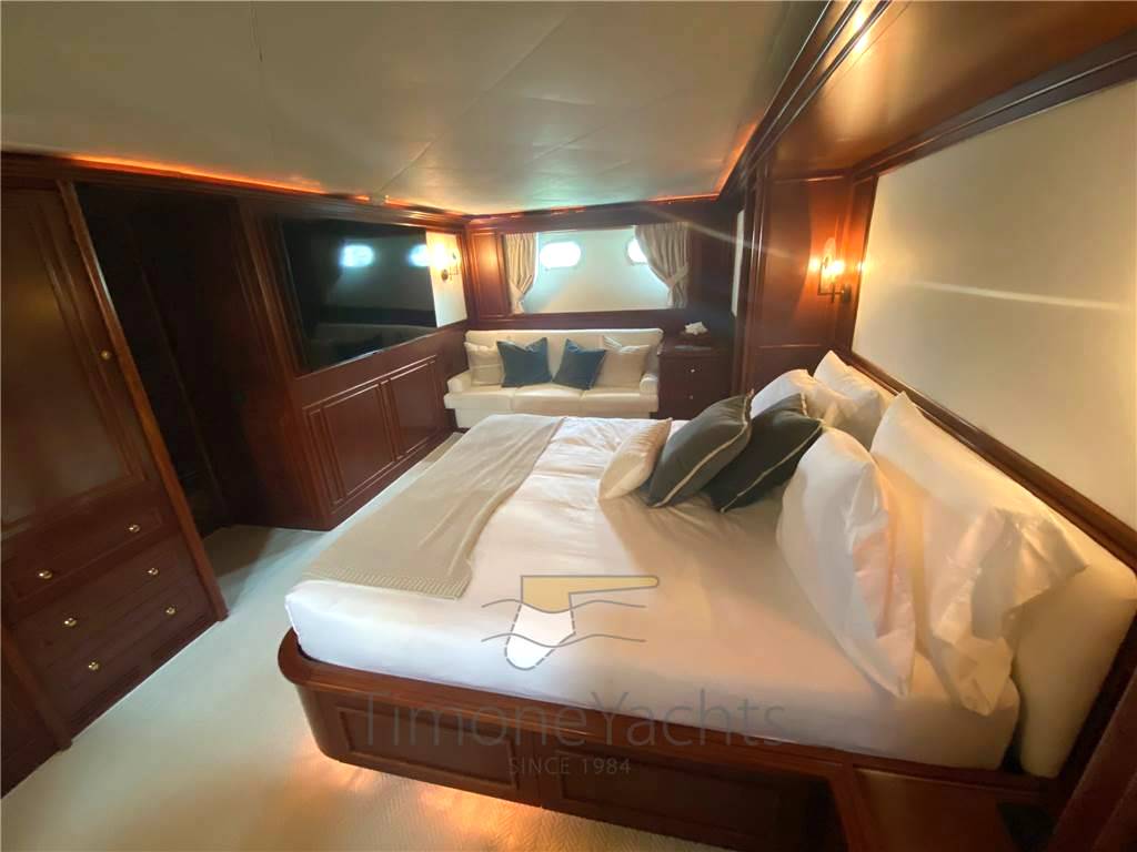 Custom line Navetta 27