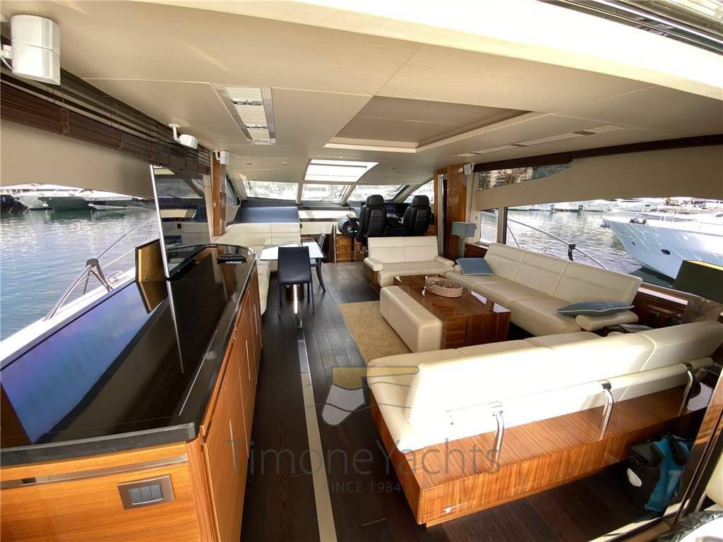 Sunseeker 80 sport yacht