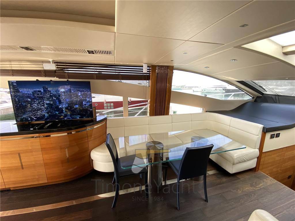 Sunseeker 80 sport yacht