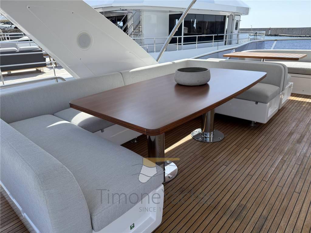 Azimut 72 flybridge