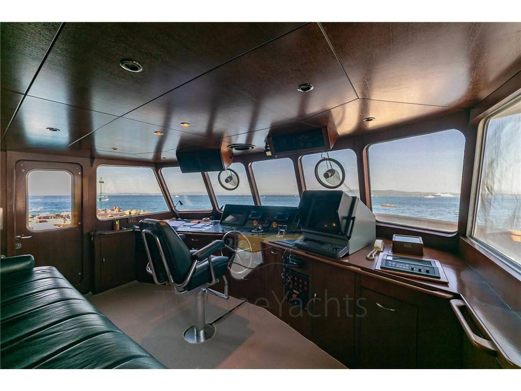 Camper & nicholson 40 mt steel ̸ aluminium