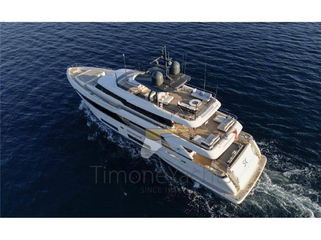 Custom line Navetta 33