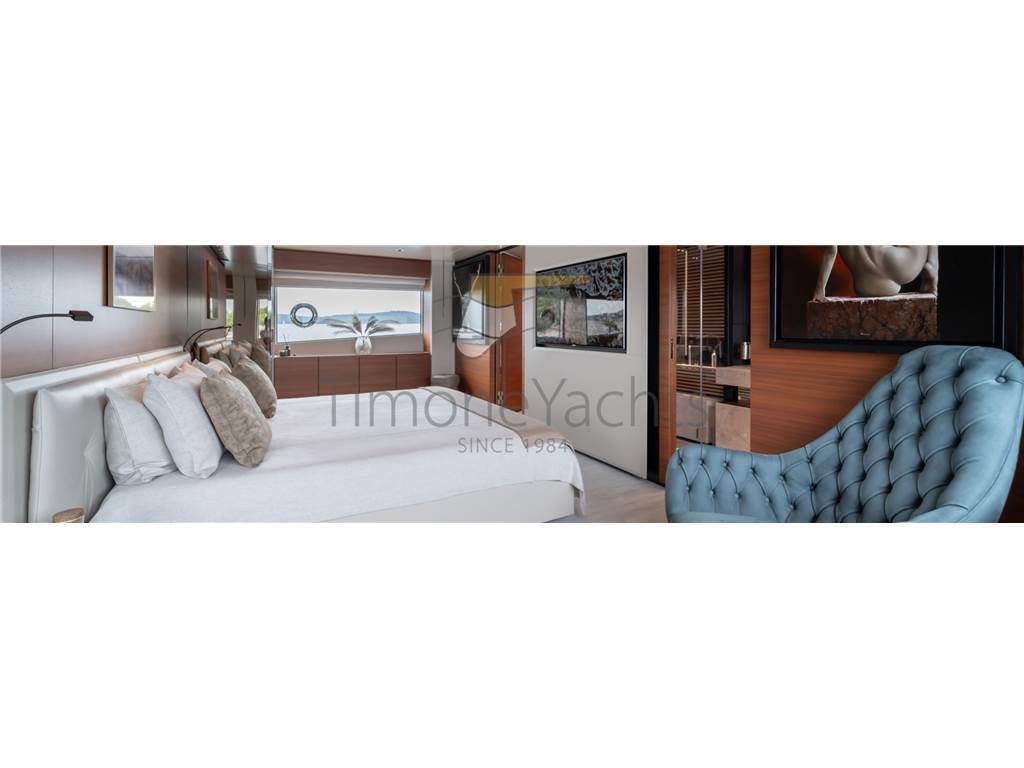 Custom line Navetta 33