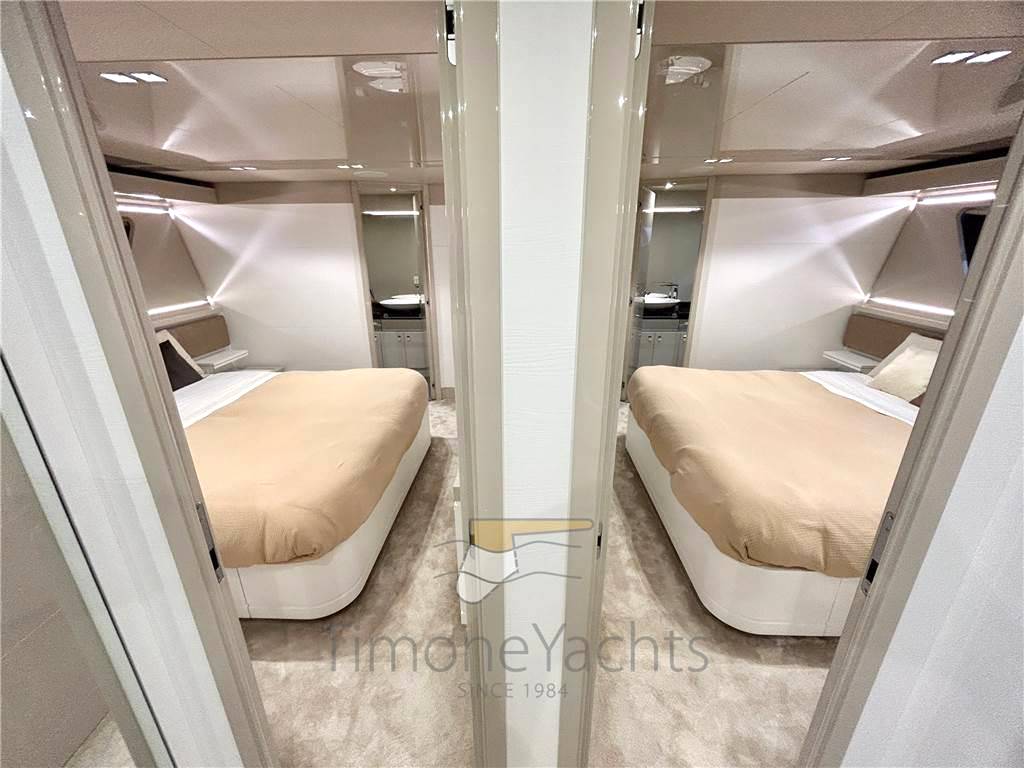 Custom line Navetta 28