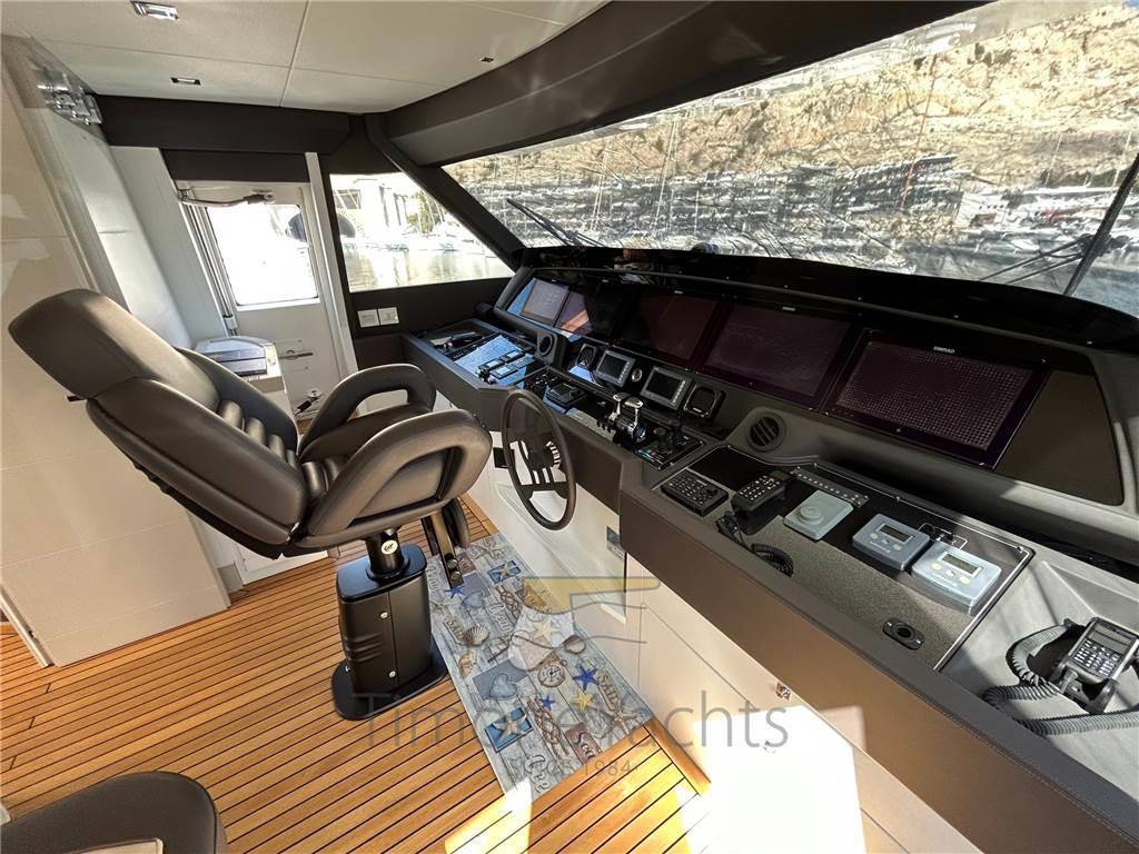 Custom line Navetta 28