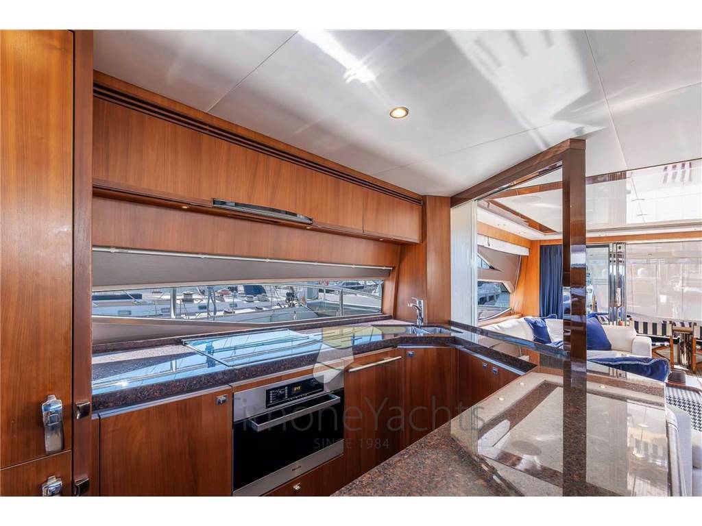 Princess yachts 72