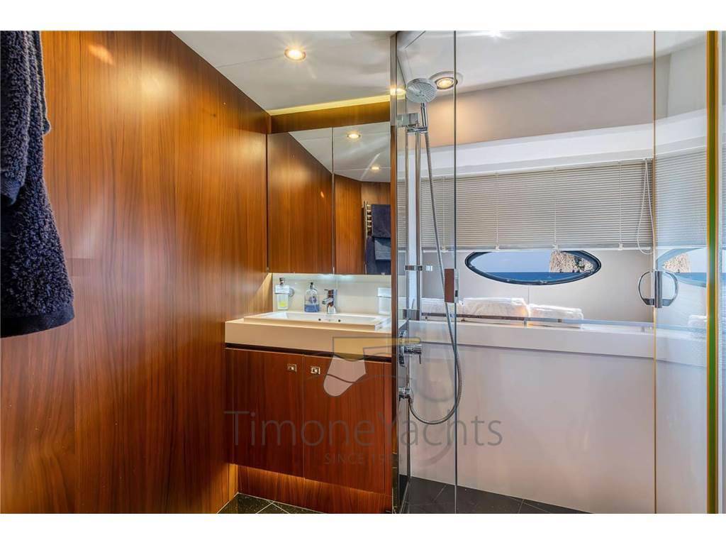 Princess yachts 72