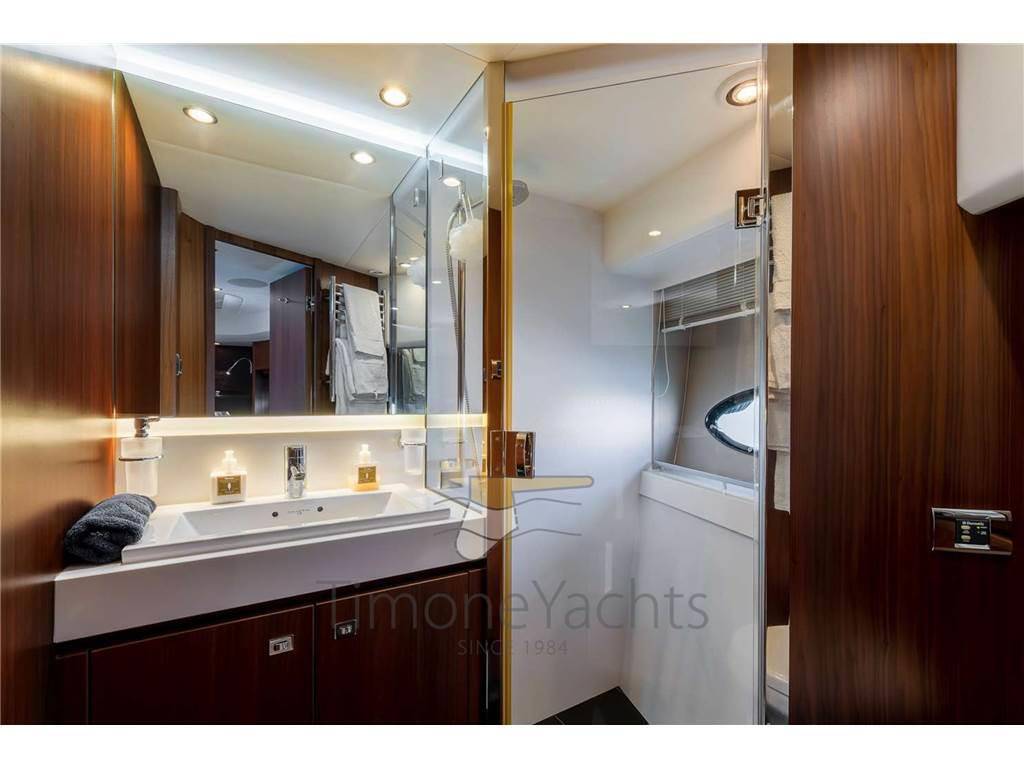 Princess yachts 72