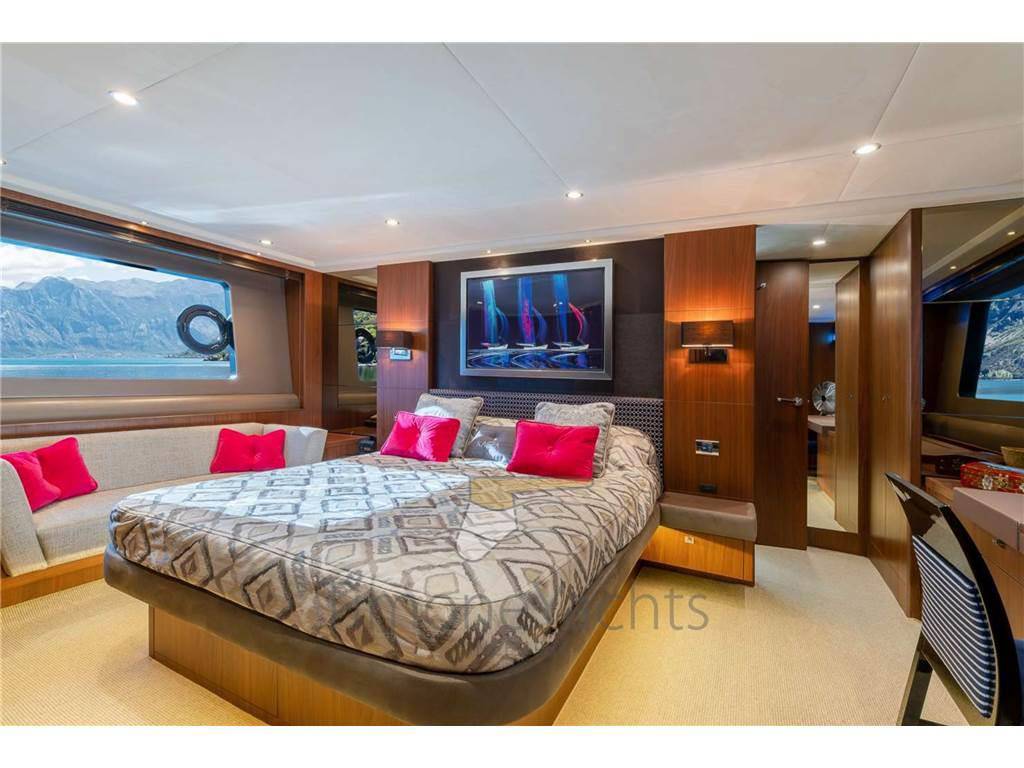 Princess yachts 72