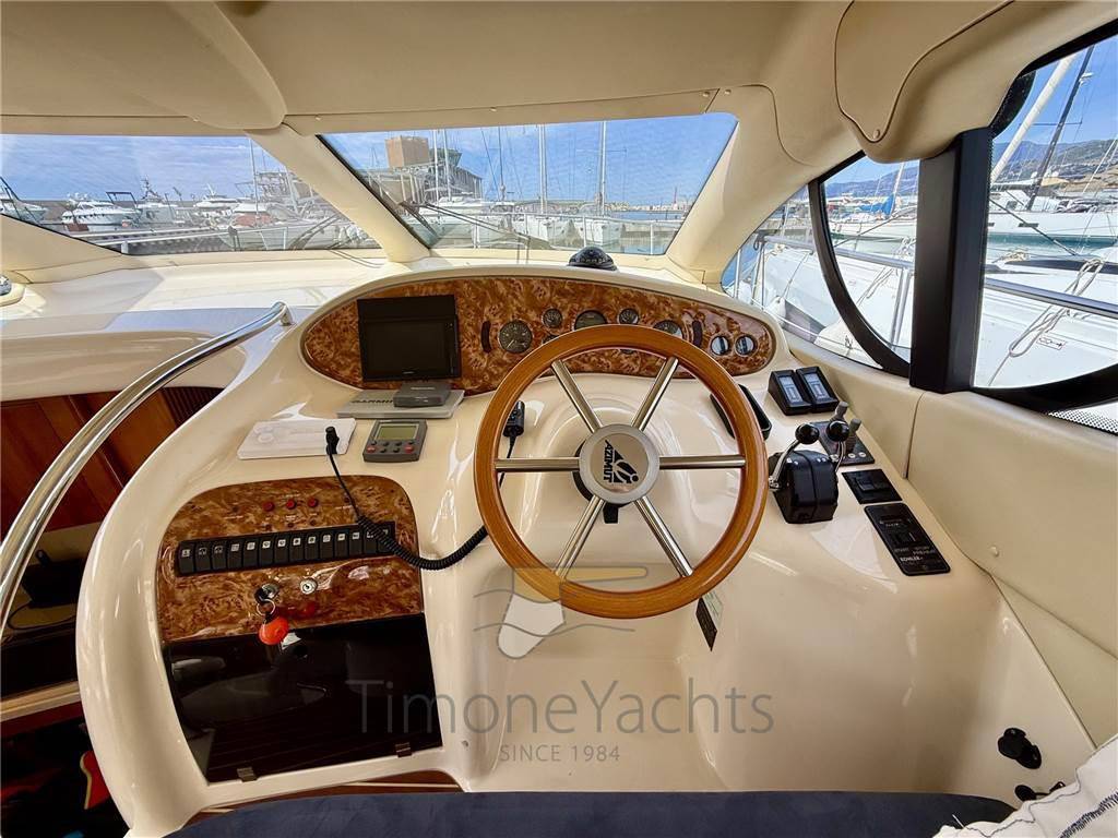 Azimut 42 fly