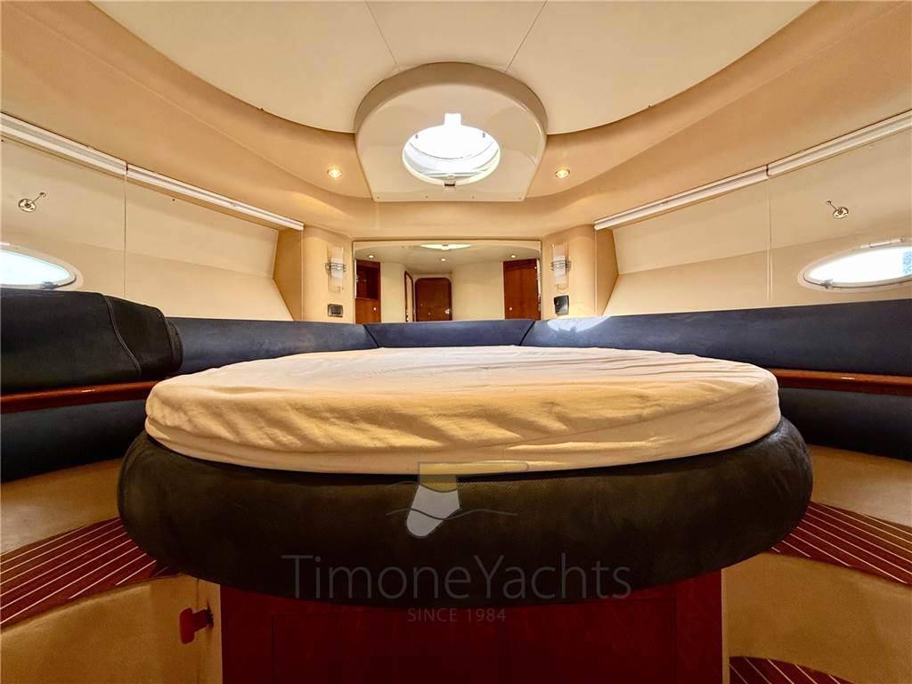 Azimut 42 fly