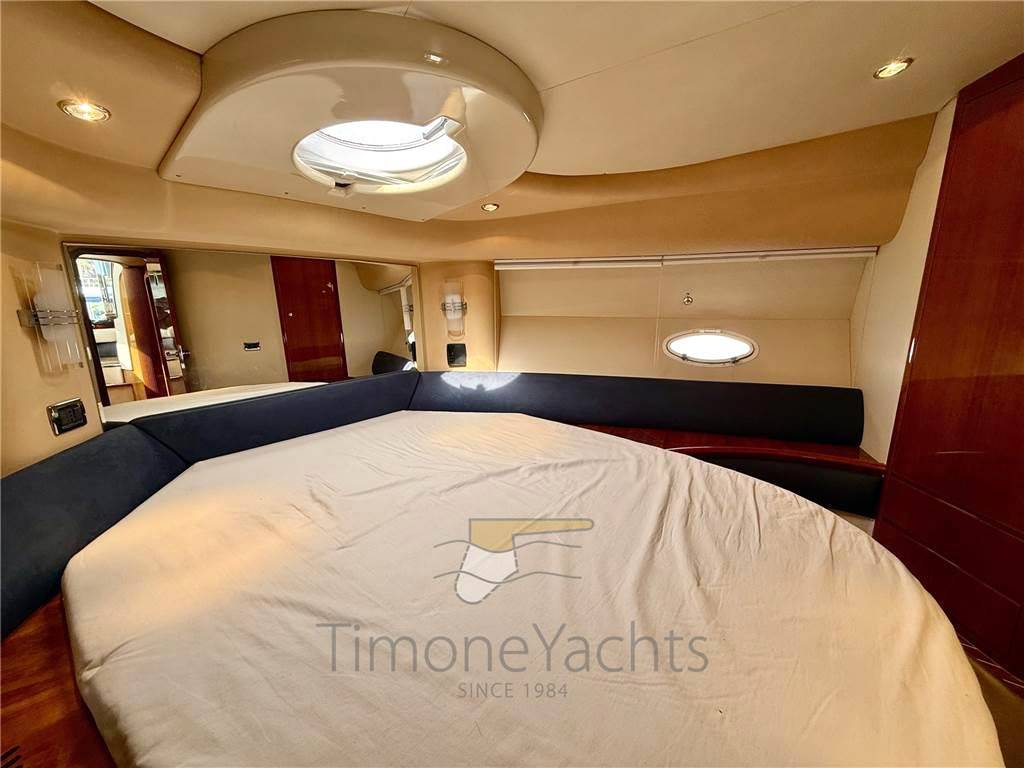 Azimut 42 fly