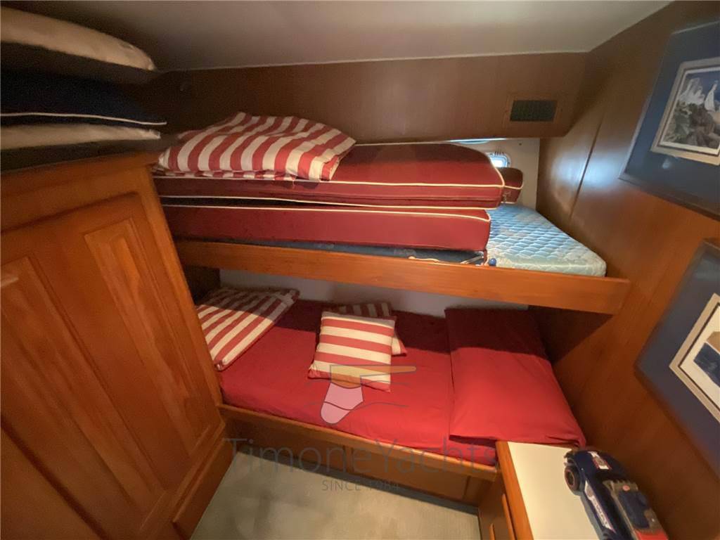 Viking yachts 43' convertible