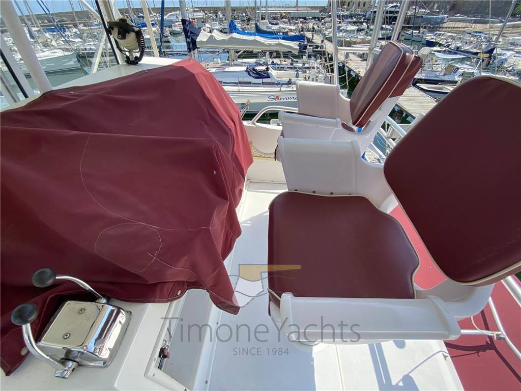 Viking yachts 43' convertible