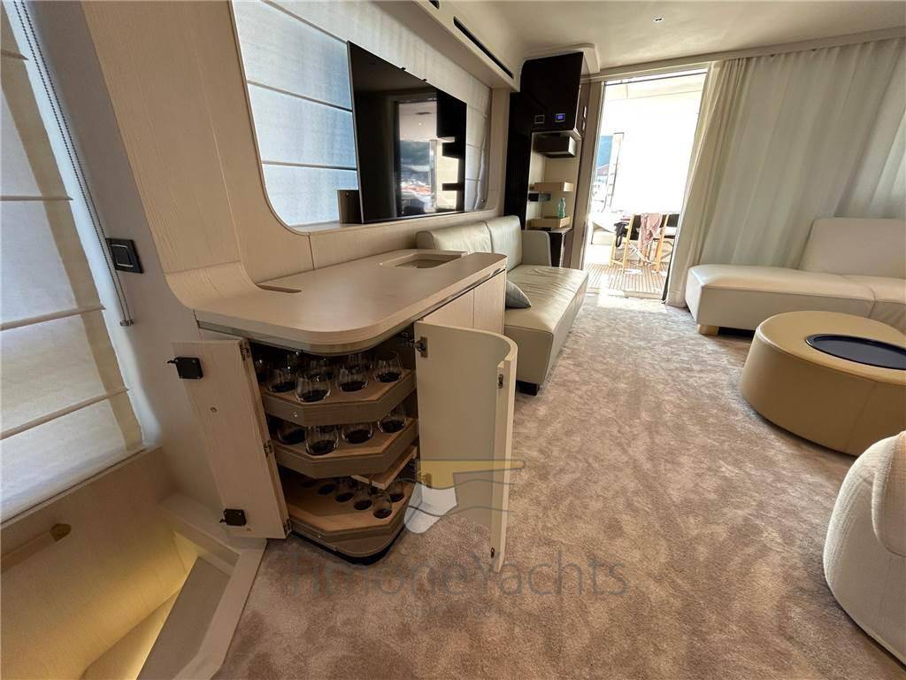 Azimut 78 flybridge