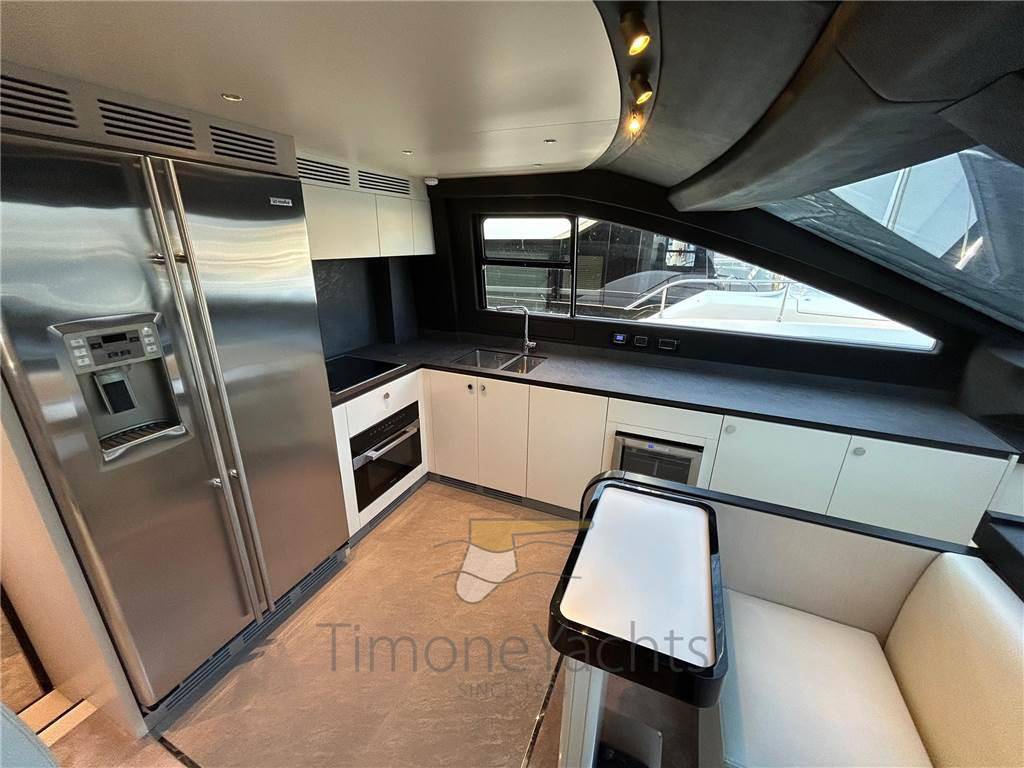 Azimut 78 flybridge