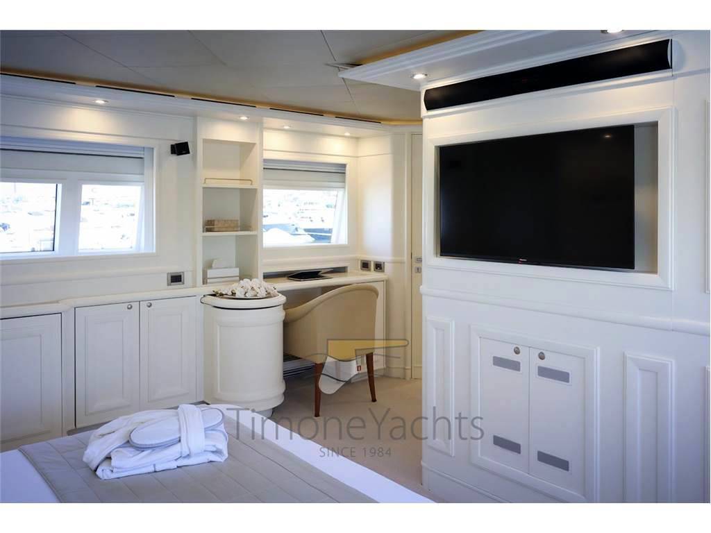 Custom line Navetta 30