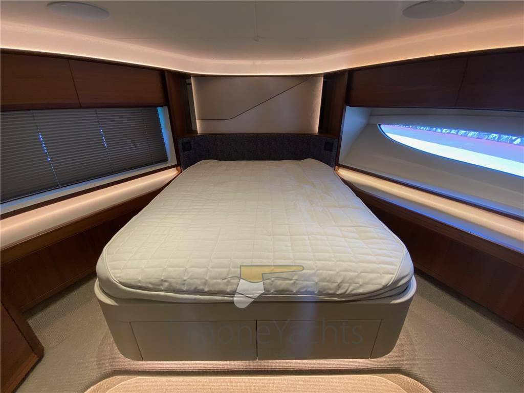 Princess yachts S78 sport bridge