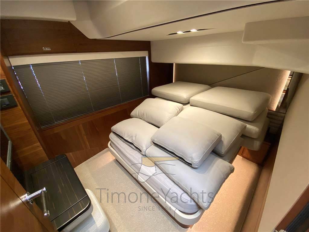 Princess yachts S78 sport bridge
