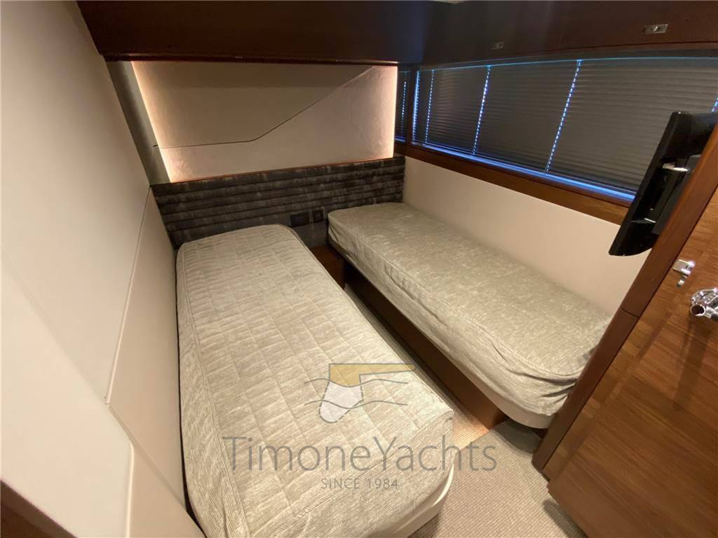 Princess yachts S78 sport bridge