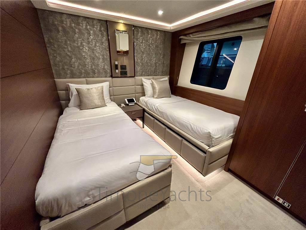 Princess yachts 40 m