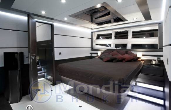 Galeon 700 sport fly raptor skydeck